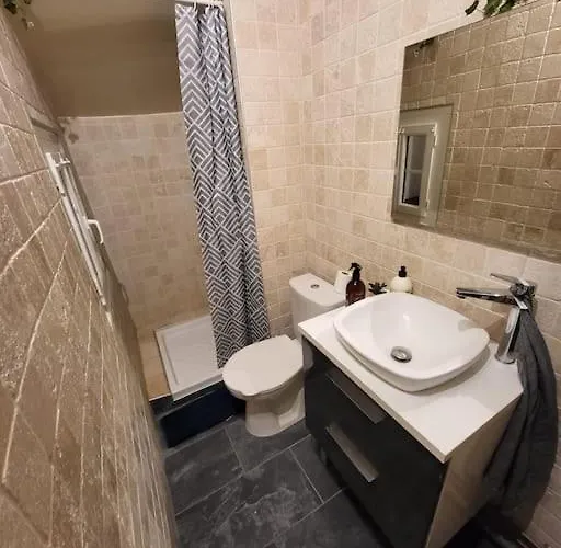 Cosy 1er Centre Vu Chateau Et Jardin Apartmán Laval (Mayenne)